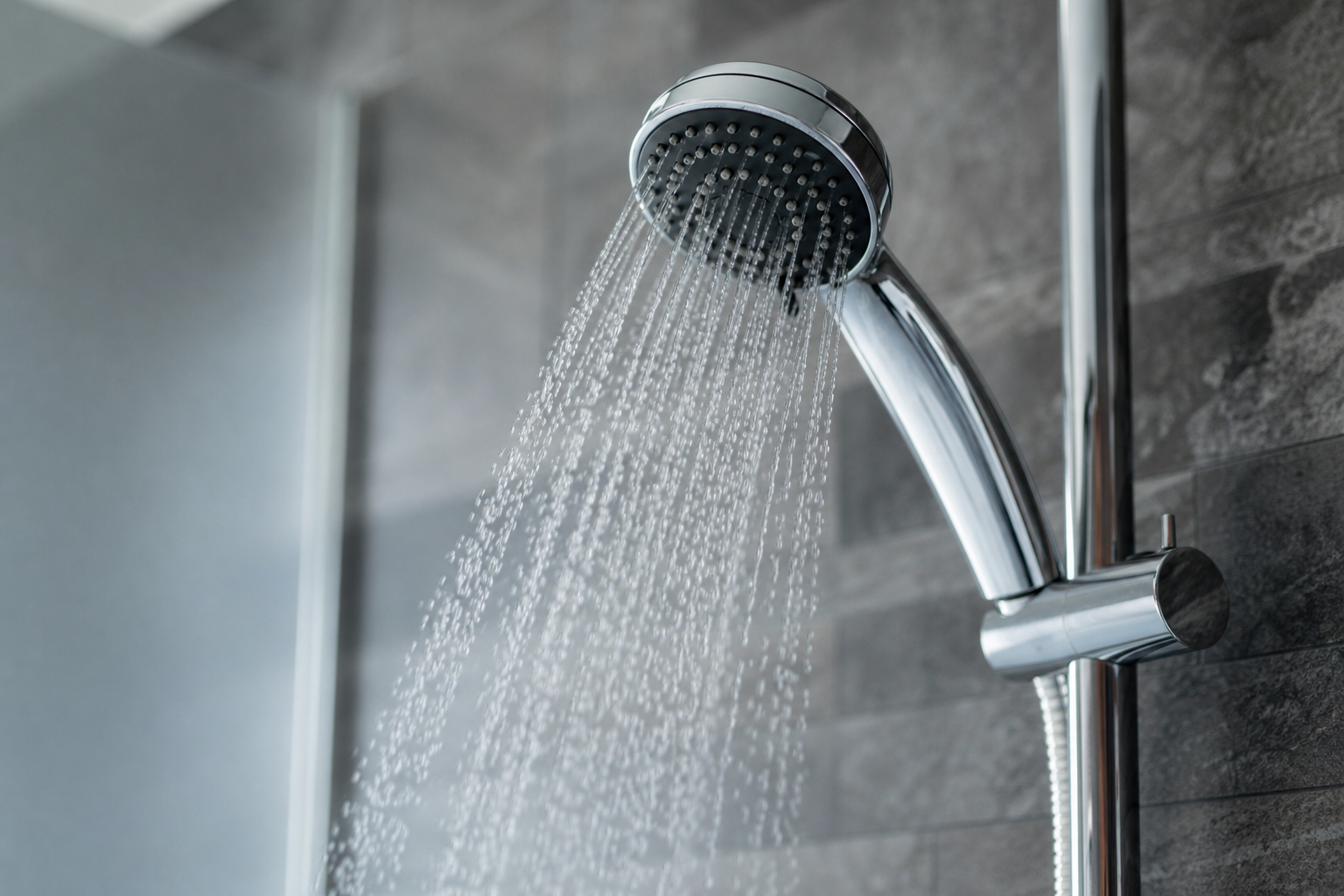 ノーリツ給湯器で水が出ないときはどうする？